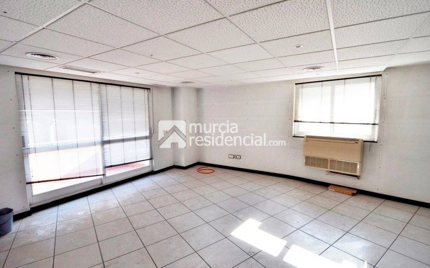 Piso en venta en Murcia centro junto a la catedral