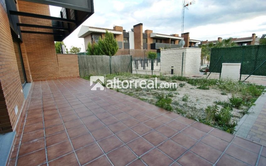 Chalet pareado en venta en La Quinta de Molina de Segura