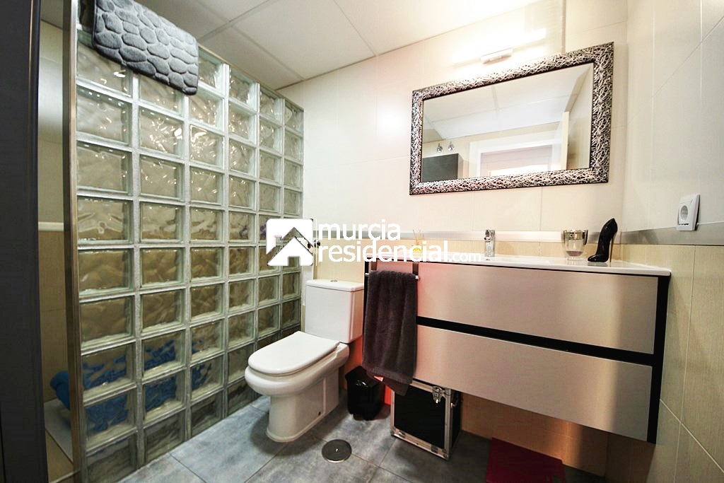 Ático dúplex en venta en La Raya, Murcia. Amueblado Inmobiliaria