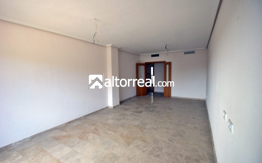 Piso de 4 habitaciones en alquiler en Altorreal, Mirador de Las Salinas