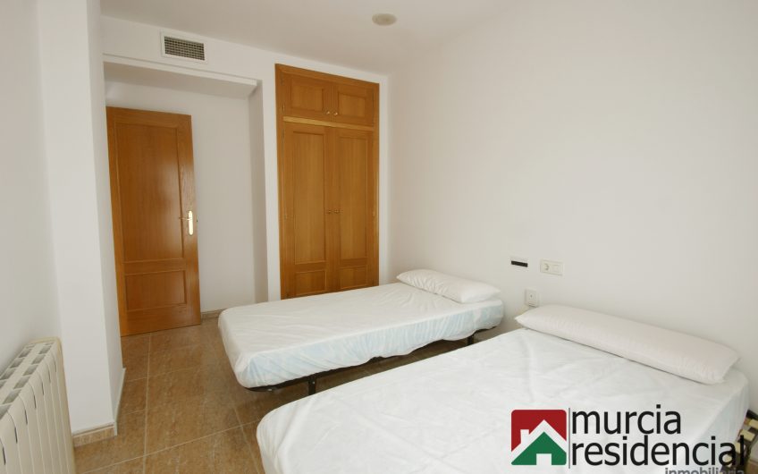 Gran ático en Santo Ángel de 4 dormitorios en alquiler