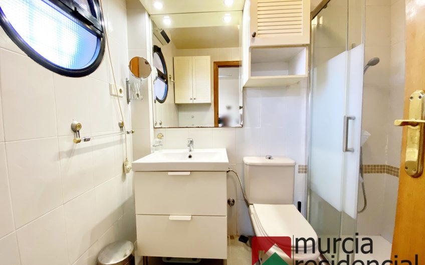 Chalet adosado con piscina junto a ZigZag en Juan Carlos I